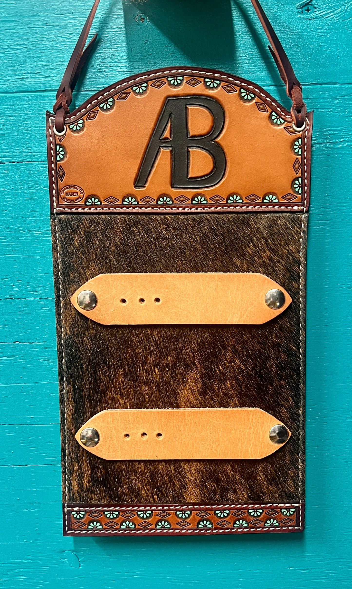Trophy buckle holder